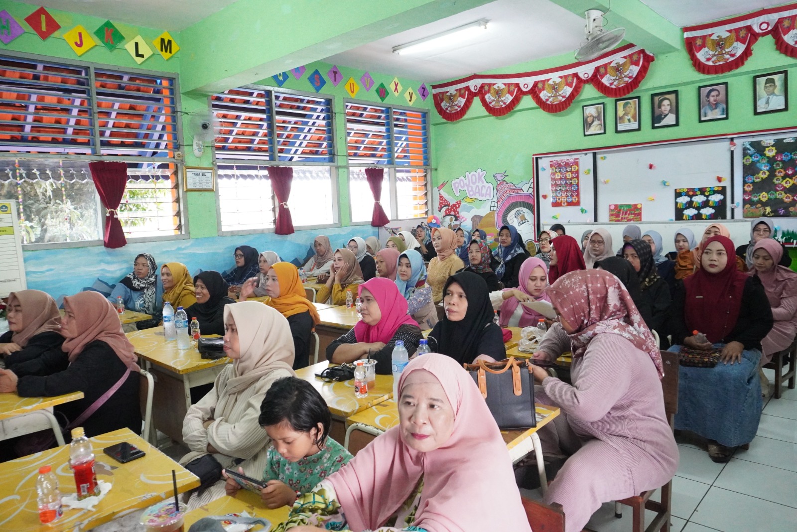 Sambut Isra Mikraj & HUT 82 Tahun Kelompok Usaha Bakrie, Bakrie Amanah ...